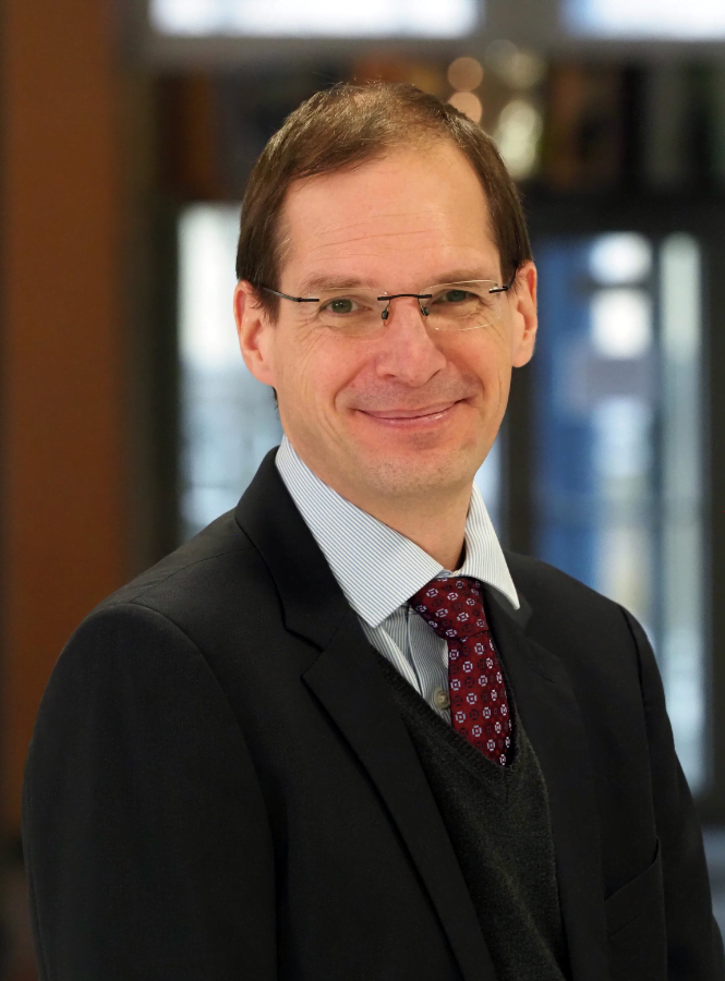 Prof. Dr. Nils-Olaf Hübner