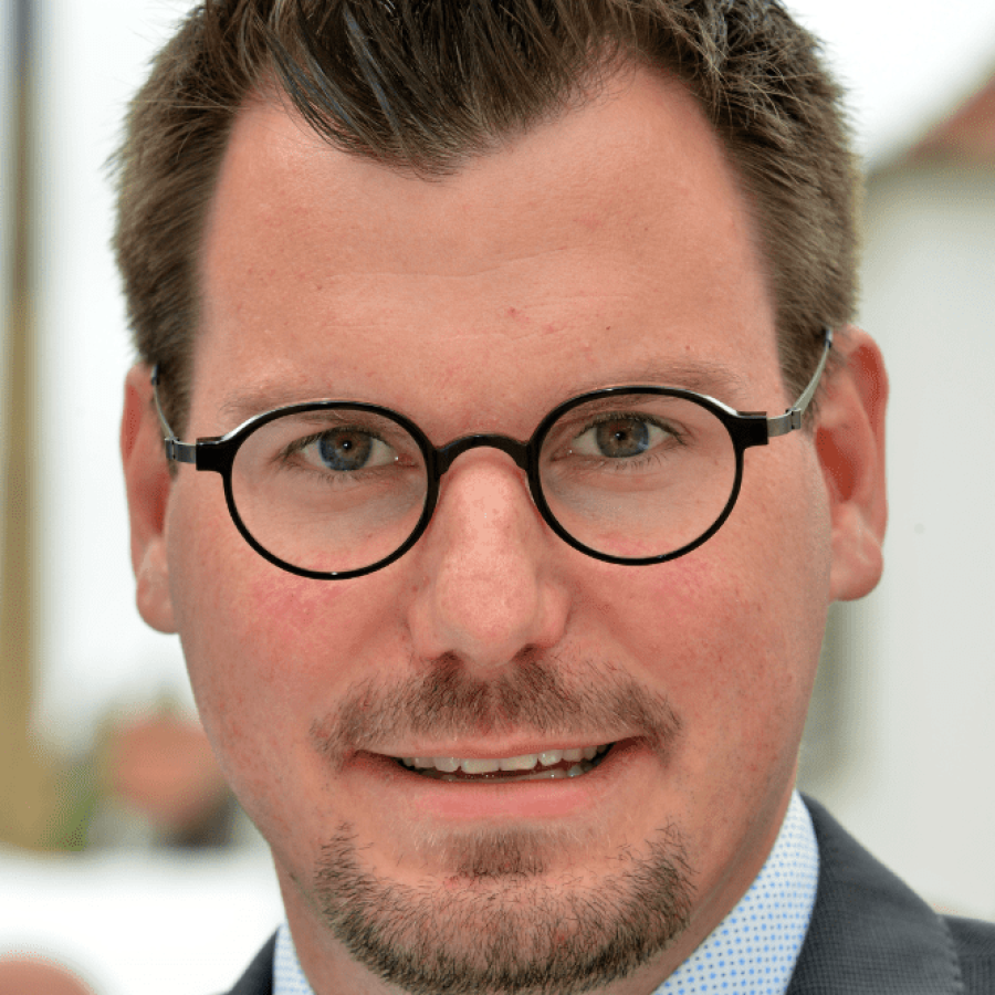 Dr. Fabian Deutskens Dr. Fabian Deutskens